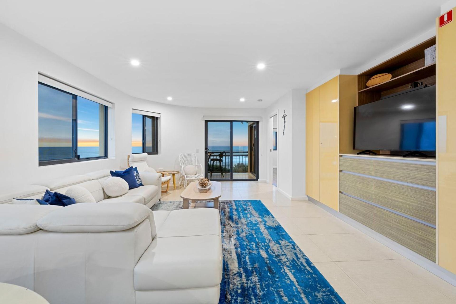 Shoreline 9 Penthouse With Ocean Views Хейстингс Пойнт Екстериор снимка